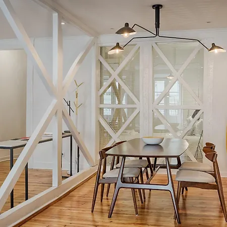 Lägenhet Architectural Gem In Bica *