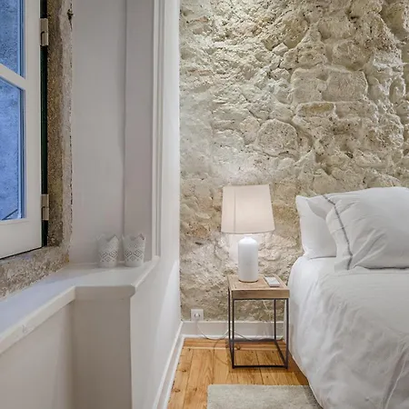 Apartamento Architectural Gem In Bica *